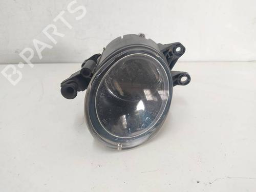 right-front-fog-light-audi-a4-b6-8e2-30-82429002-0305063002-2000-2001-2002-2003-2004-2005-11356635 main image