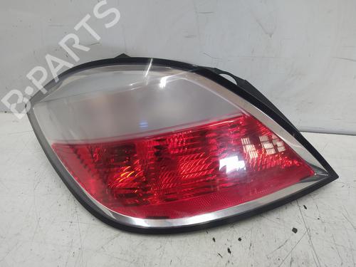 Venstre baglygte OPEL ASTRA H (A04) 1.6 (L48) (105 hp) 28568733