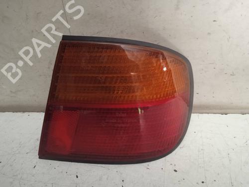 Used Right taillight NISSAN PRIMERA (P11) [1996-2002]  10085698