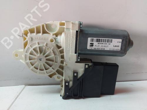 Vindusheismotor venstre bak SEAT LEON (1P1) [2005-2013]  29907110