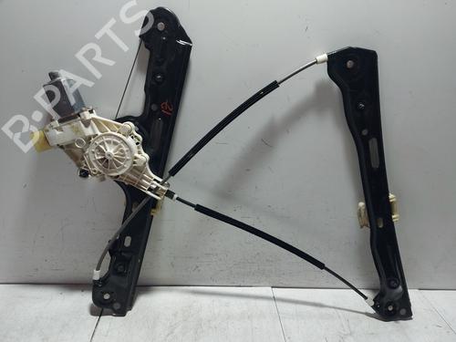 Rudehejsemekanisme ventre foran Rudehejsemekanisme ventre foran BMW 1 (E87) 118 d (122 hp) 33833084 33833084