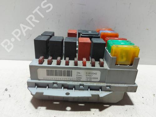 Fuse box FIAT BRAVO II (198_) 1.6 D Multijet (198AXM1B) | BP21489282E1 