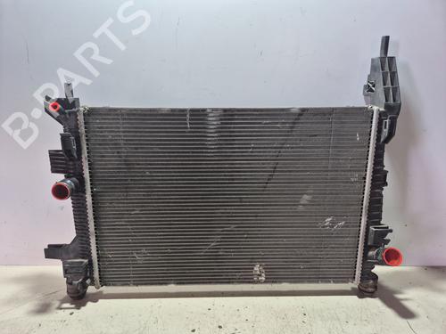 Used Water radiator FORD FOCUS III [2010-2020]  25871457