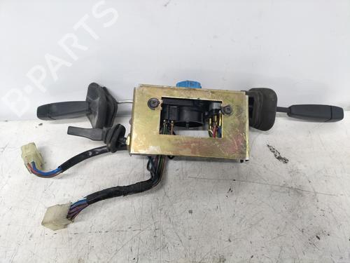 Switch LAND ROVER DEFENDER Station Wagon (L316) 2.5 Td5 4x4 (L316) | BP11940392I30 