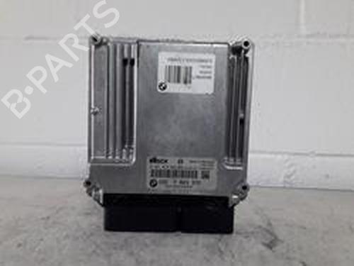 Used Engine control unit (ECU) BMW 3 (E90) 320 d (163 hp) 8701697