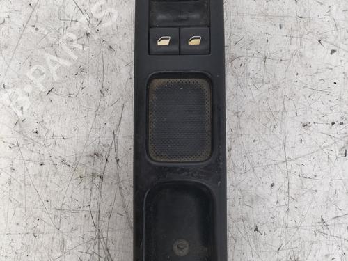 Used Left front window switch PEUGEOT 307 SW (3H) [2002-2009]  11379653