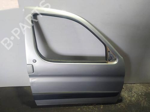 Used Right front door Right front door 39243545 39243545