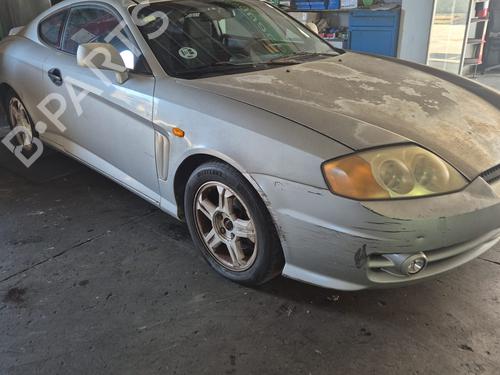 Left headlight HYUNDAI COUPE II (GK) 1.6 16V | BP29159586C28 