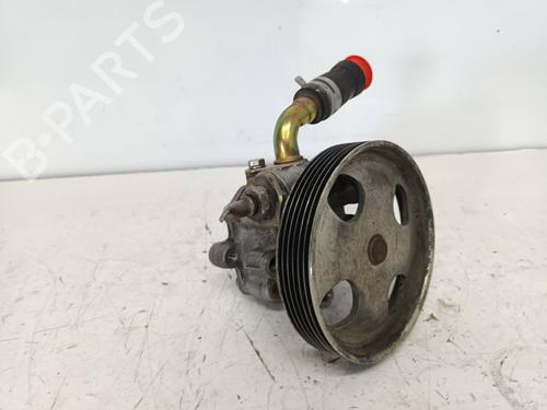 Used Steering pump FORD FIESTA V (JH_, JD_) [2001-2014]  15181865