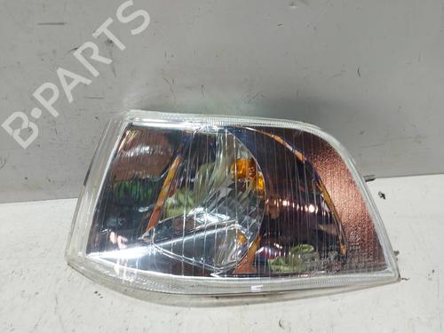 Used Left front indicator VOLVO V40 Estate (645) 1.9 DI (102 hp) 22601995