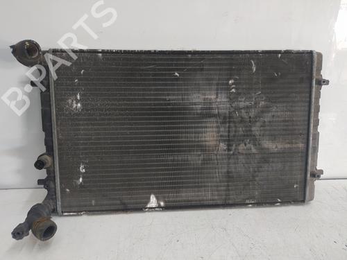 Used Water radiator Water radiator 10165825 10165825