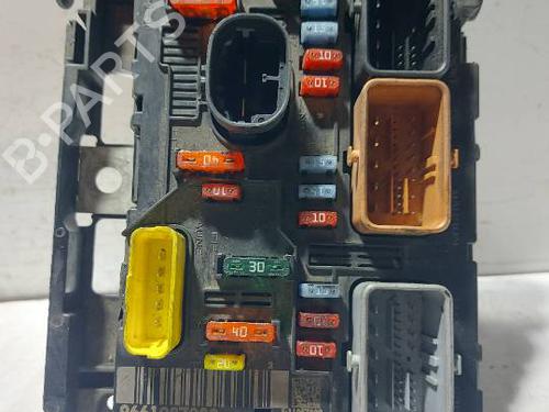 Used Fuse box Fuse box PEUGEOT 307 Break (3E) 1.6 HDi 110 (109 hp) 40279568 40279568