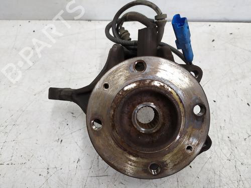 Used Right front steering knuckle PEUGEOT 208 I (CA_, CC_) [2012-2021]  32348820