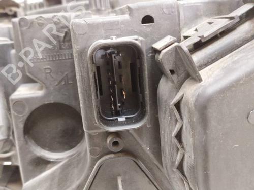 Right headlight BMW X3 (E83) 2.0 d | BP39597660C29 - Image 5