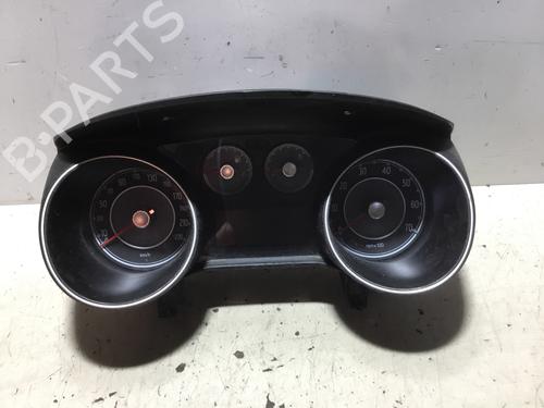 Used Instrument cluster FIAT PUNTO (199_) 1.2 (199AXZ1A, 199BXZ1A) (69 hp) 28428584