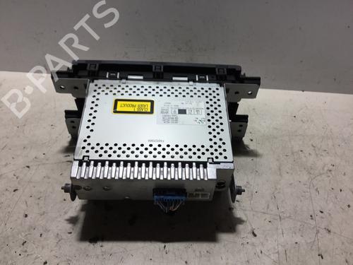 Radio SUZUKI GRAND VITARA II (JT, TE, TD) 1.9 DDiS All-wheel Drive (JT419, TD44, JB419WD, JB419XD,... | BP27865867E6 