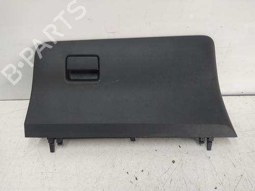 Used Glove box TOYOTA YARIS (_P13_) 1.5 (NSP131_) (112 hp) 26007181