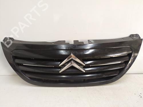 Used Grille CITROËN C3 I (FC_, FN_) 1.4 HDi (68 hp) 31021039