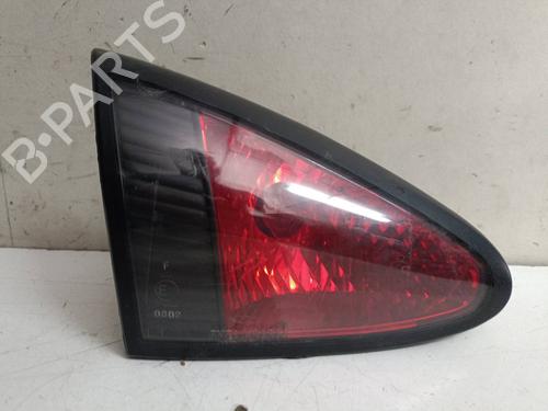 Venstre baglygte ALFA ROMEO 147 (937_) 1.6 16V T.SPARK ECO (937.AXA1A, 937.BXA1A) (105 hp) 8711778