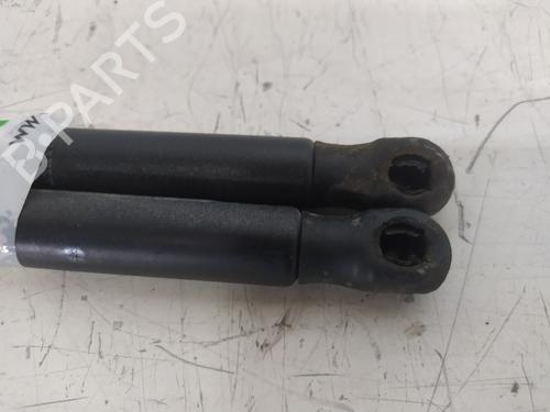 Tailgate lift support RENAULT MEGANE II Saloon (LM0/1_) 1.6 16V (LM1R, LM0C) | BP15673310C138 