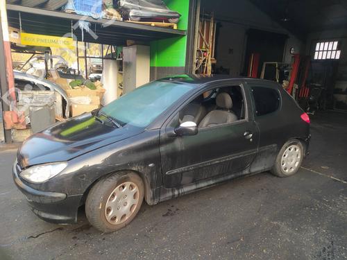 Fuse box PEUGEOT 206 Hatchback (2A/C) 1.4 HDi eco 70 | BP9219836E1