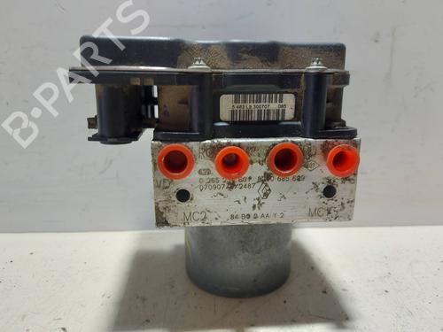 Pompe ABS RENAULT MEGANE II (BM0/1_, CM0/1_) 2.0 dCi (BM1K, CM1K) (150 hp) 19777371