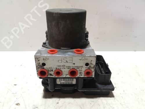 Used ABS pump AUDI A4 B7 Avant (8ED) 2.0 TDI 16V (140 hp) 12845494