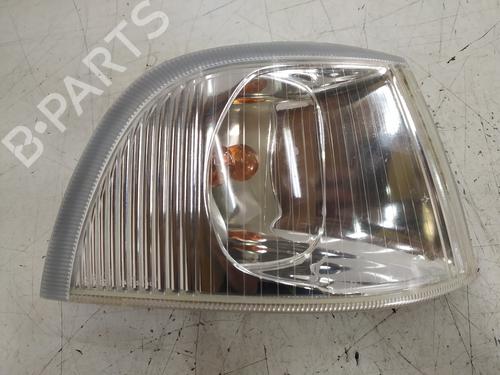 Used Right front indicator Right front indicator VOLVO S40 I (644) 1.6 (109 hp) 32986914 32986914