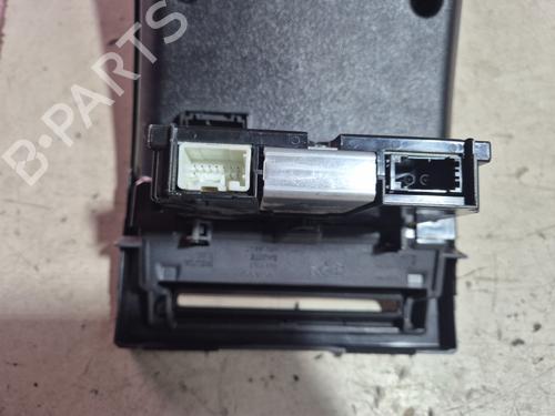 Middle console VOLVO C30 (533) 2.0 D | BP25739233I22 
