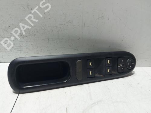 Used Left front window switch Left front window switch PEUGEOT 407 (6D_) [2004-2011] 33442031 33442031