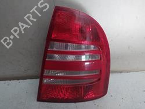 Used Right taillight SKODA SUPERB I (3U4) 1.9 TDI (115 hp) 8714310
