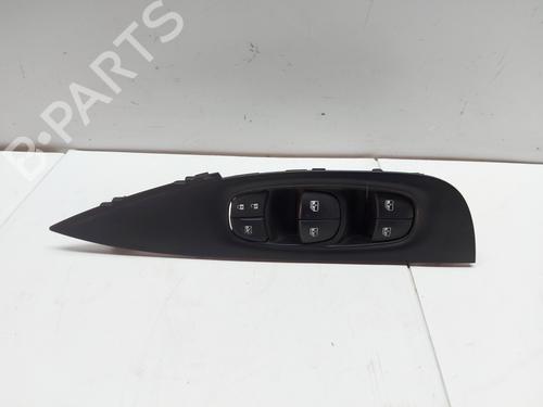 Used Left front window switch NISSAN QASHQAI II (J11, J11_) [2013-2025]  29548627