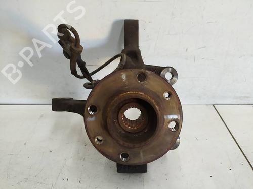Used Right front steering knuckle Right front steering knuckle RENAULT CLIO III (BR0/1, CR0/1) [2005-2014] 40515242 40515242