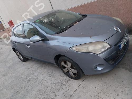 Brugte RENAULT MEGANE III Hatchback (BZ0/1_, B3_) 1.5 dCi (BZ09, BZ0D, BZ1W, BZ29, BZ14) (110 hp) 4417600