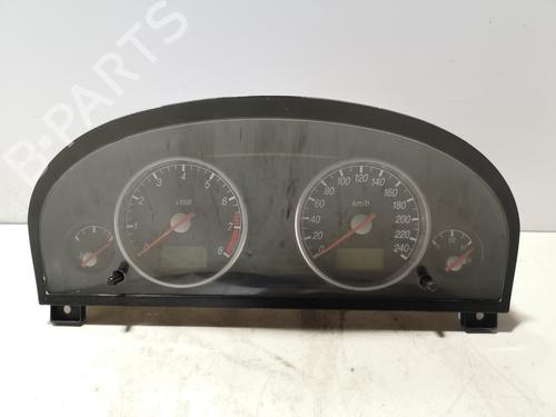 Used Instrument cluster FORD MONDEO III Turnier (BWY) 2.0 16V (146 hp) 15485047