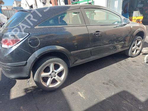 Venstre forlygte OPEL ASTRA H GTC (A04)  | BP20123987C28 