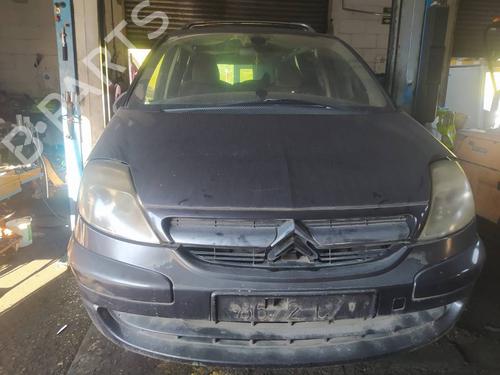 Pièces Détachées Usagées CITROËN C8 (EA_, EB_) 2.2 HDi 4971631