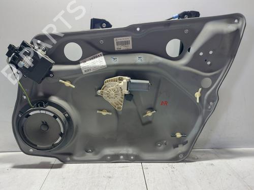 Used Front right window mechanism Front right window mechanism MERCEDES-BENZ B-CLASS Sports Tourer (W245) [2005-2011] 35930310 35930310