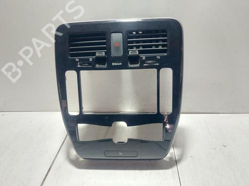 BP32323760I22 main image