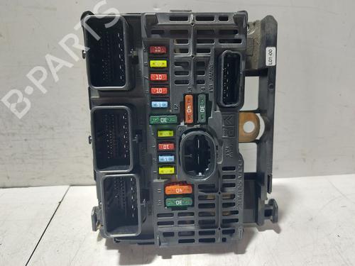 fuse-box-peugeot-407-6d_-2004-2005-2006-2007-2008-2009-2010-2011-33442028 main image