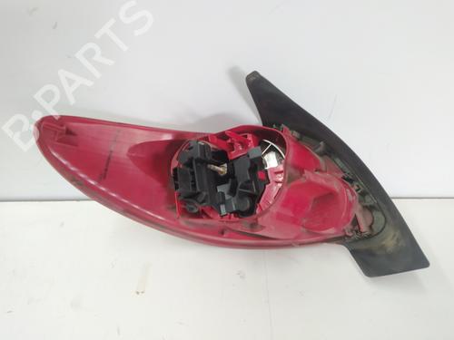 Right taillight PEUGEOT 206 Hatchback (2A/C) 1.4 HDi eco 70 | BP16094863C35 