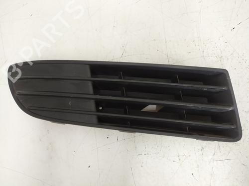 Grill Grill VW POLO IV (9N_, 9A_) 1.4 16V (80 hp) 34381570 34381570