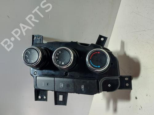 Climate control MAHINDRA KUV100 (K1)  | BP29729668I5 