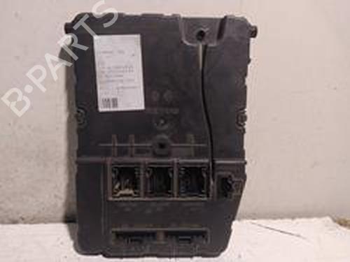 Used Fuse box RENAULT MEGANE II (BM0/1_, CM0/1_) 1.5 dCi (BM1E, CM1E) (106 hp) 8714786
