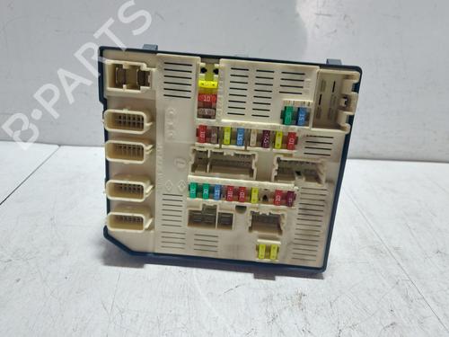 Used Fuse box RENAULT MEGANE III Hatchback (BZ0/1_, B3_) 1.5 dCi (BZ09, BZ0D, BZ1W, BZ29, BZ14) (110 hp) 32372014