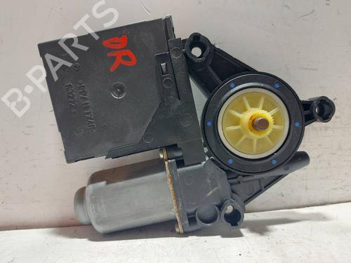 Right front window motor VW GOLF V (1K1) | BP40281973E20 - Image 2