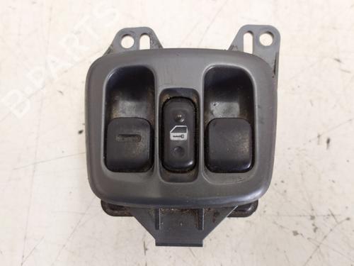 Used Left front window switch Left front window switch TOYOTA CELICA Coupe (_T23_) 1.8 16V VT-i (ZZT230_, ZZT230) (143 hp) 33558146 33558146