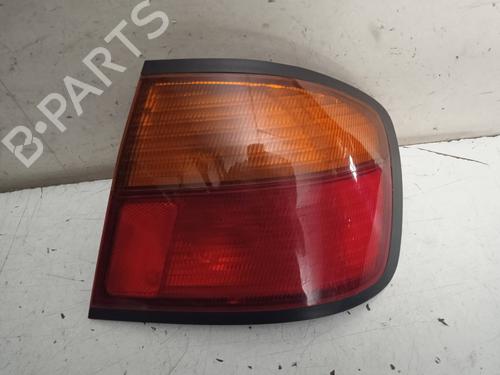 Used Right taillight NISSAN PRIMERA (P11) [1996-2002]  10085700