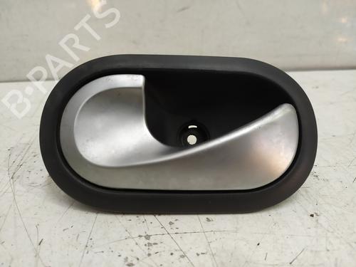 Venstre foran invendig håndtak RENAULT MODUS / GRAND MODUS (F/JP0_) 1.4 (JP01, JP0J) (98 hp) 31320547