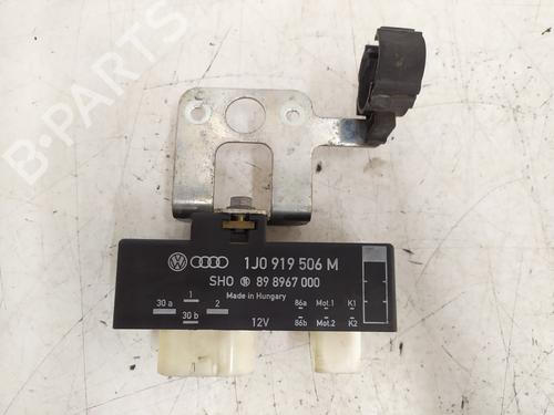 Used Electronic module Electronic module VW POLO IV (9N_, 9A_) 1.4 16V (80 hp) 34381579 34381579